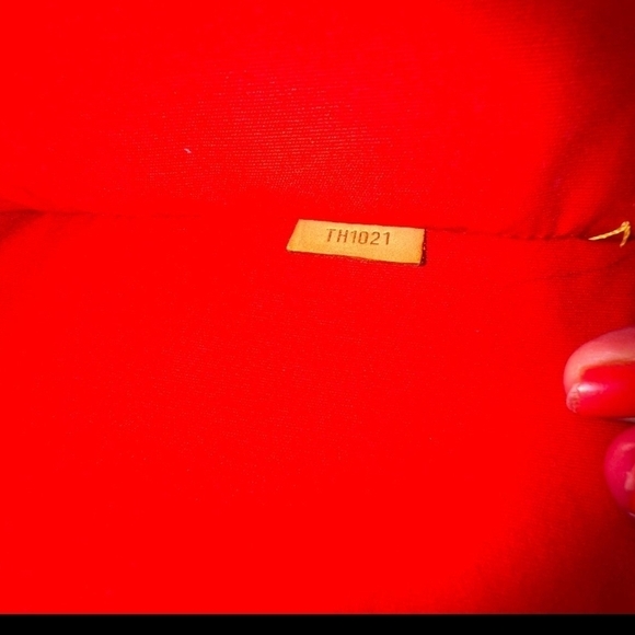 Louis Vuitton Red Tote with Gold Handles - Picture 12 of 15